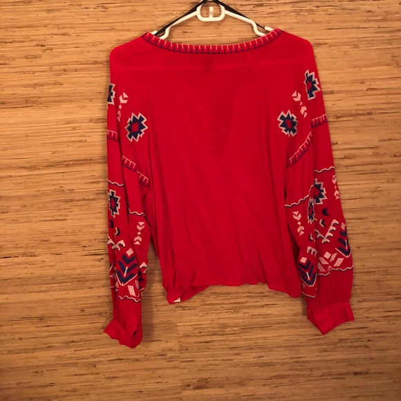 Red shirt - Picture 3 of 3